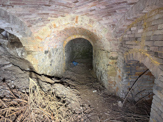 Sklepení pod zámkem Tulešice | Tulešice